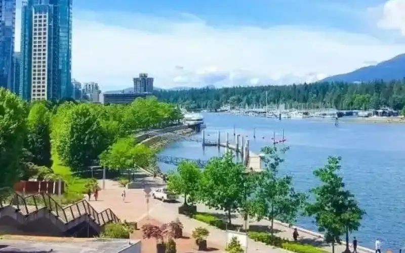 Free Walking Tour 1 1 7880f231