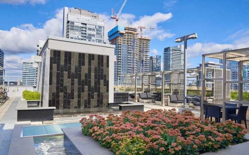 Corporate Housing Toronto Fly Condos 1BR 002 f5b0cb0a