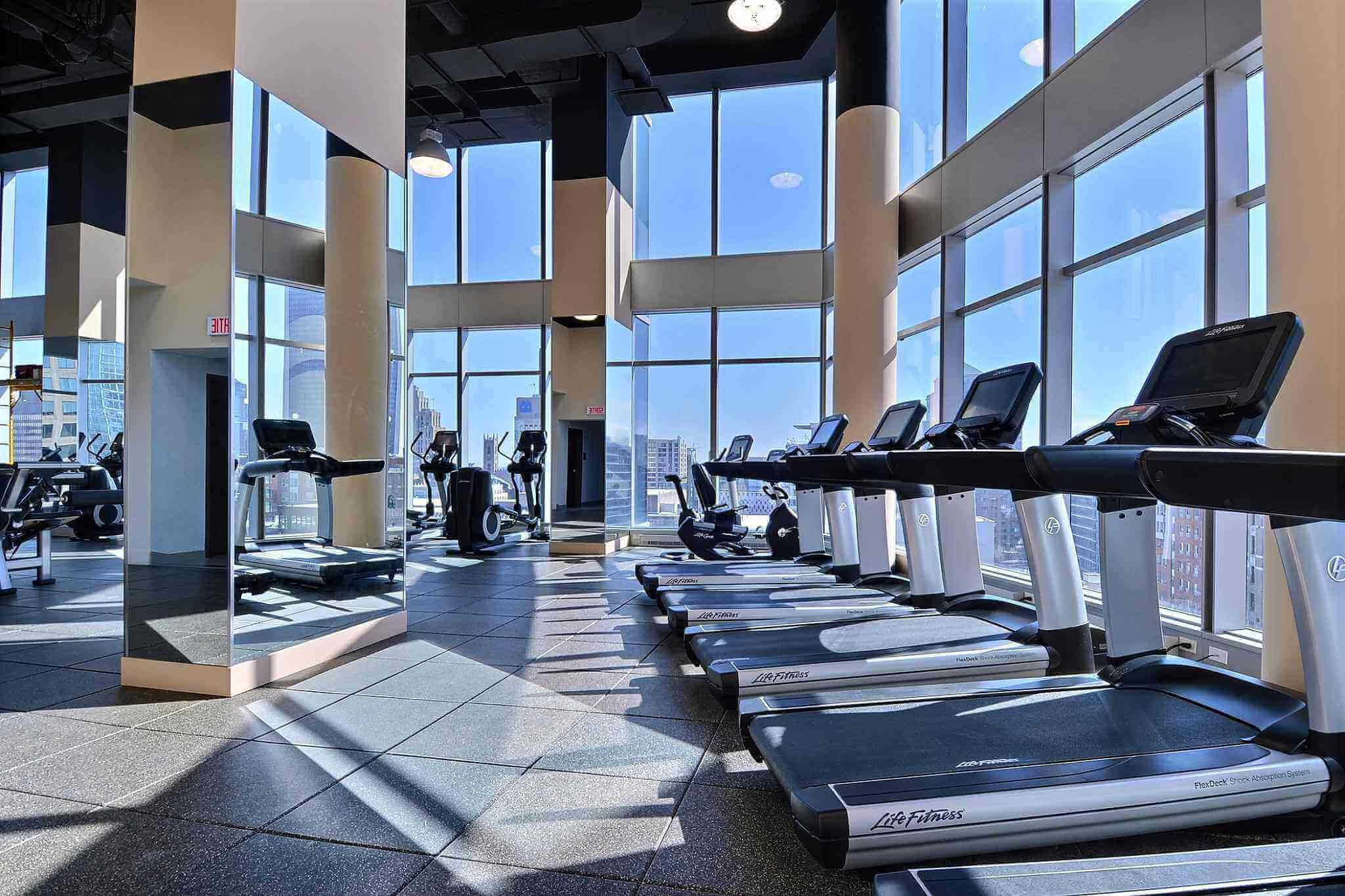 1443808843 89276 gym01