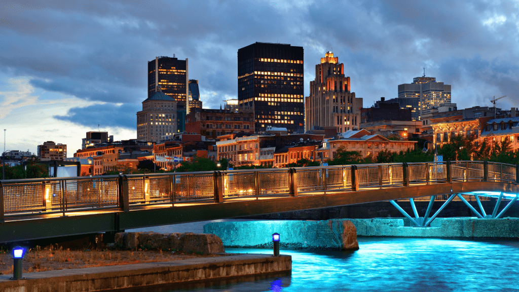 Top 5 Montreal Hot Spots To Take Your Partners Out