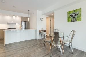 SODO 2 Bedroom kitchen and dining